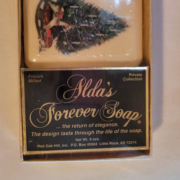 VTG ALDA’S Forever Soap French Milled Christmas - Picture 2 of 4